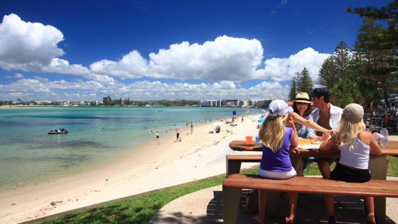 Family, Romance, Fun On Kings Beach Caloundra Eksteriør bilde